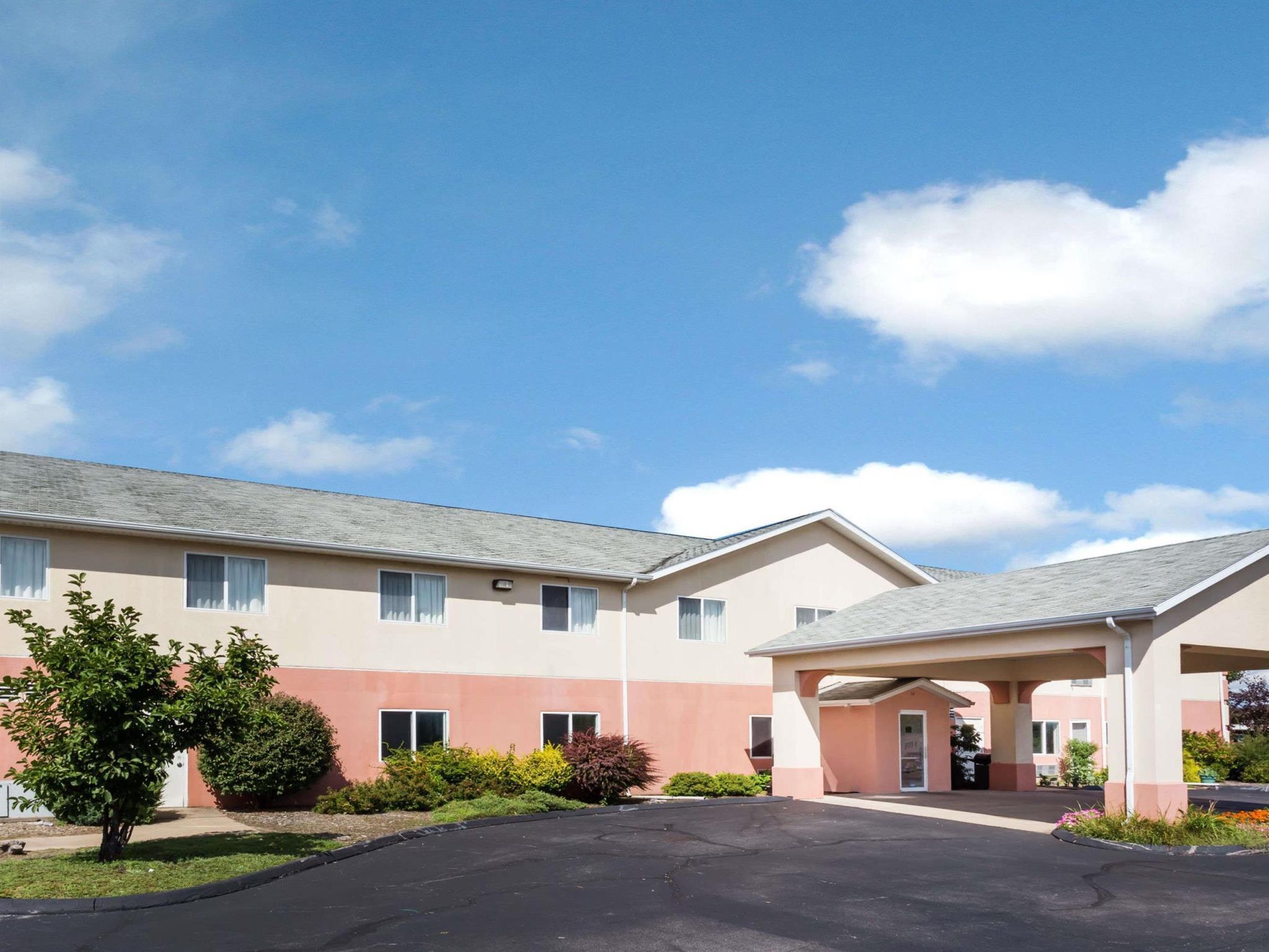 Surestay Plus Hotel By Best Western Bettendorf Exteriör bild