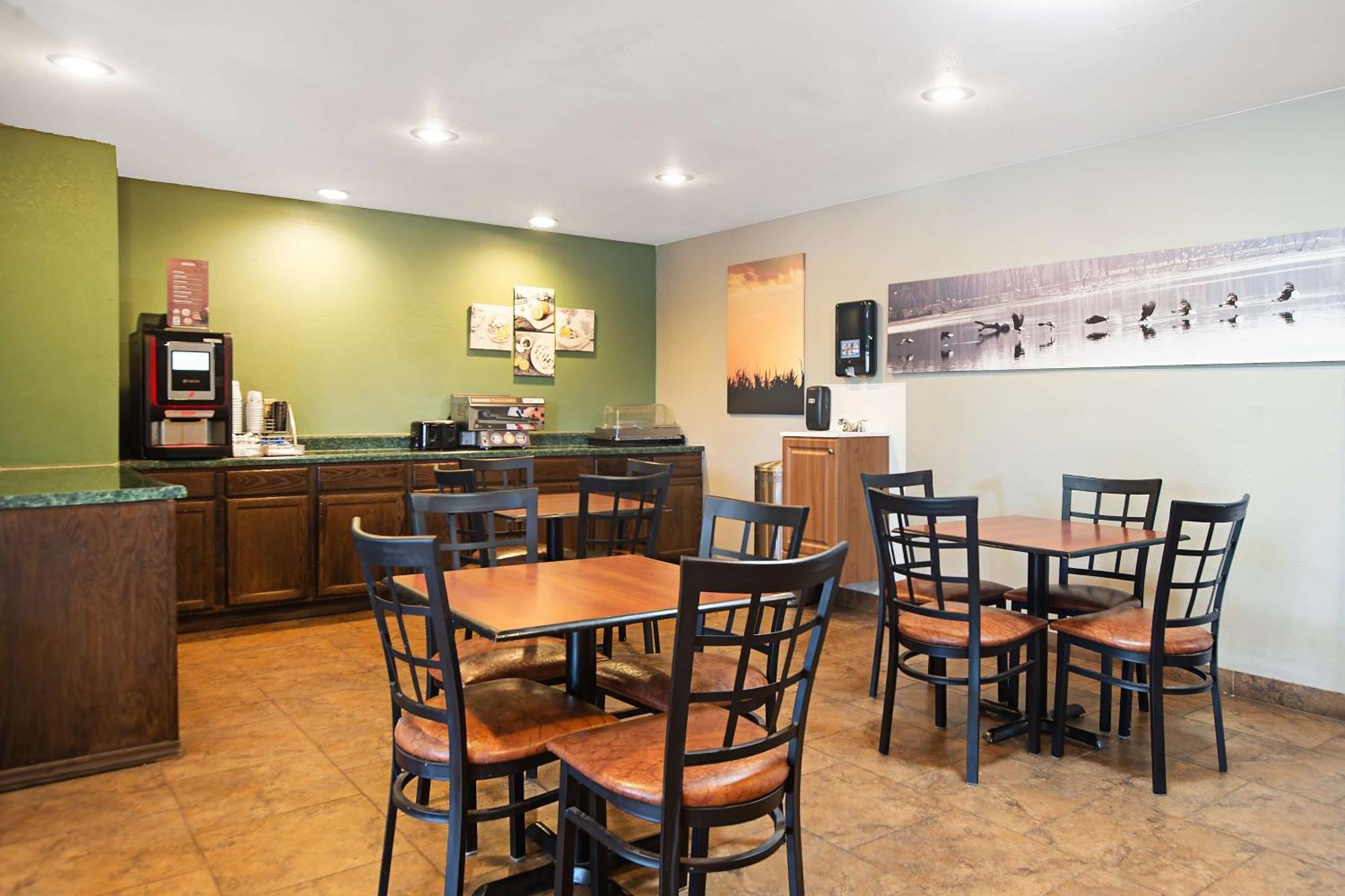 Surestay Plus Hotel By Best Western Bettendorf Exteriör bild